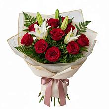 Букет цветов из:  Лилии и Розы в Ржаксе