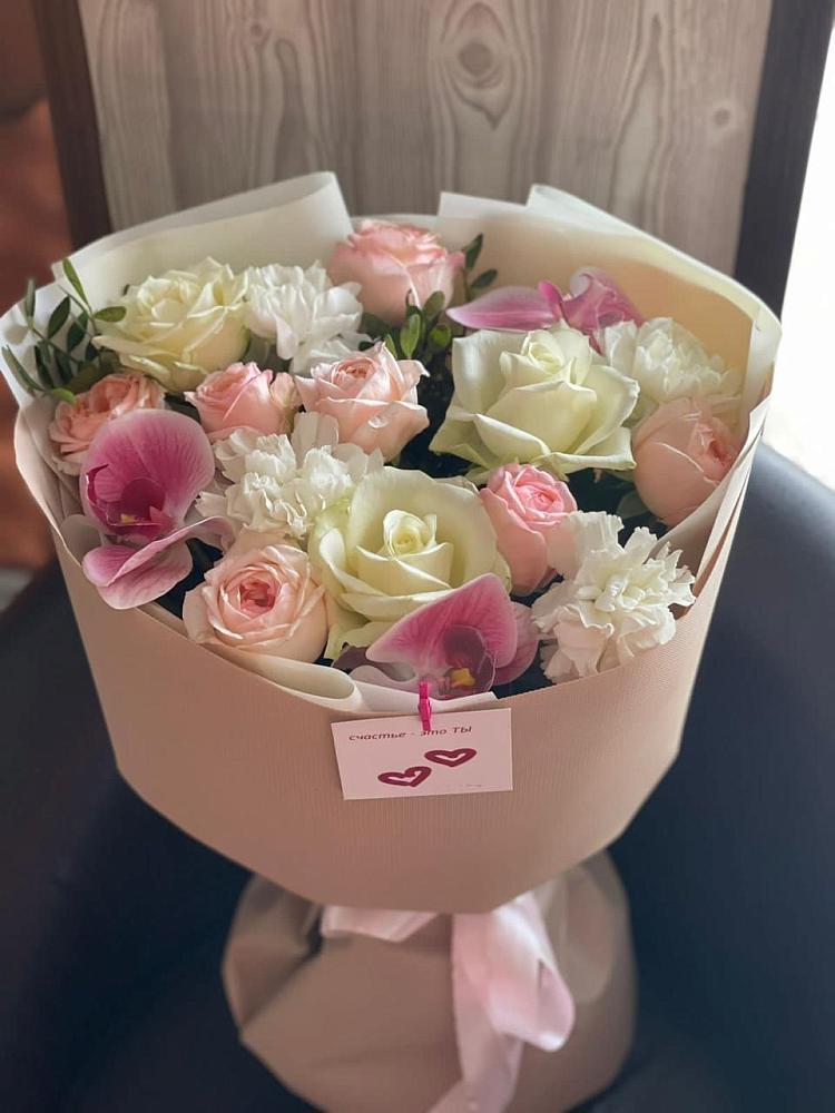 Букет цветов из: Орхидеи, Розы и Гвоздики в Ржаксе