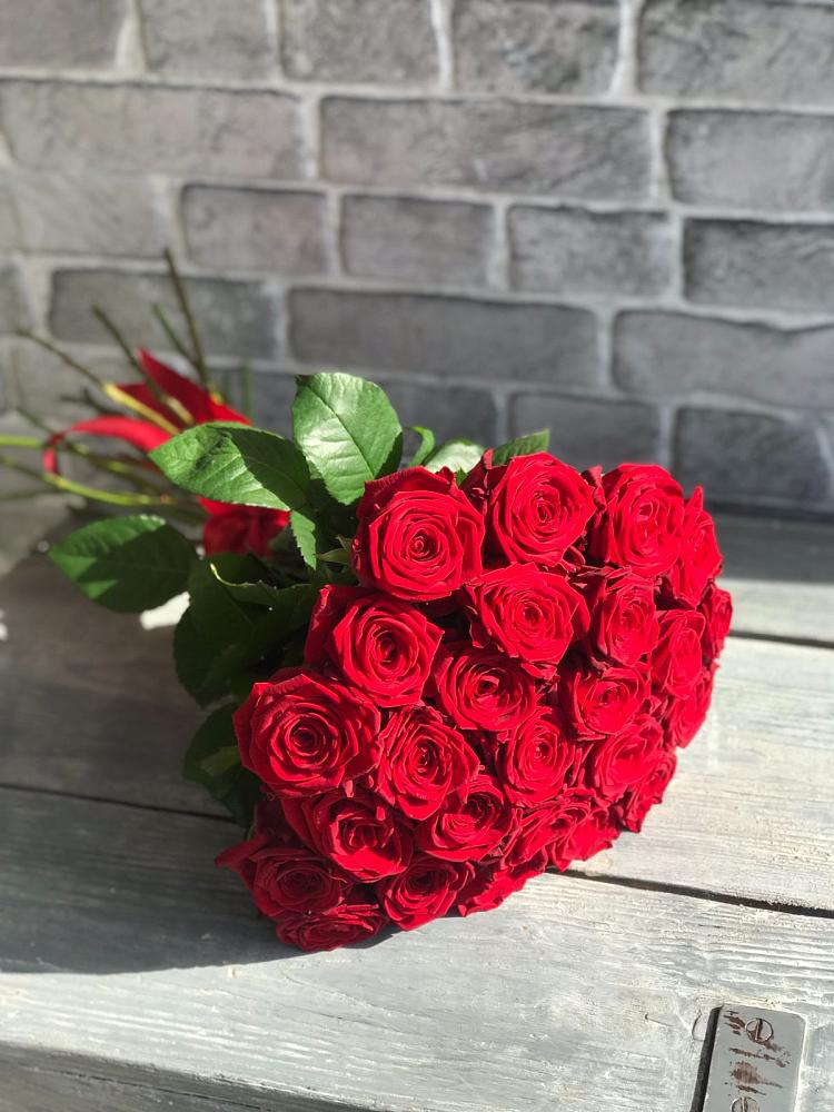 Букет Красные розы Фридом в Ржаксе