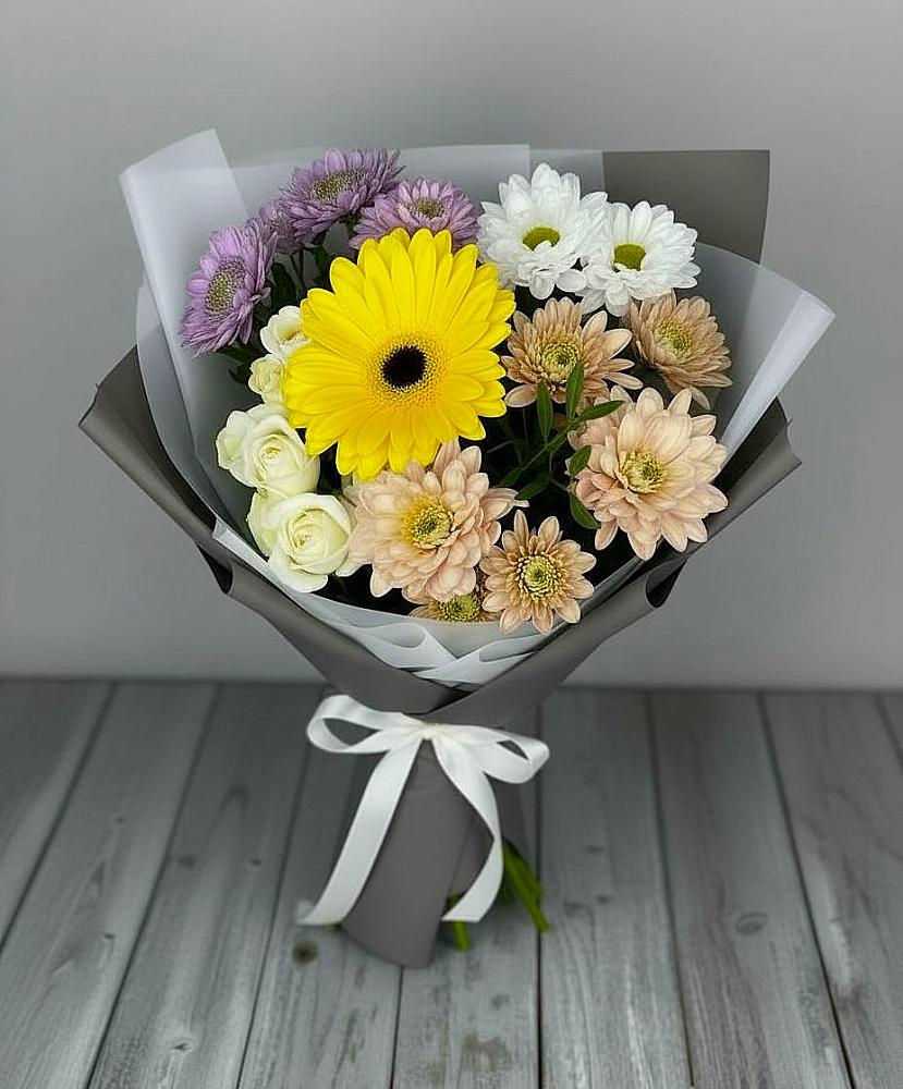 Букет цветов из: Розы, Герберы и Хризантемы в Ржаксе