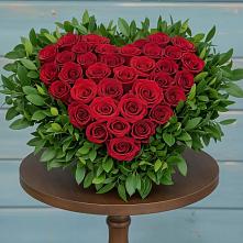 Цветочная композиция из Розы в виде сердца в Ржаксе