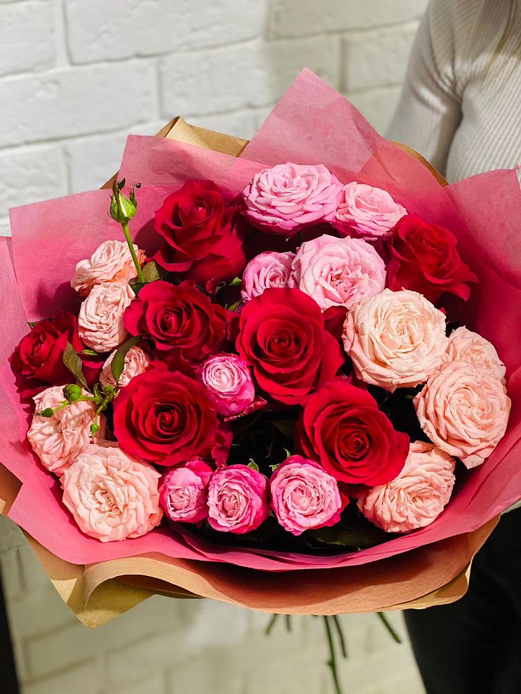 Букет цветов из: Розы в Ржаксе