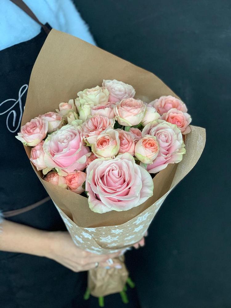 Букет цветов из: Хризантемы и Розы в Ржаксе