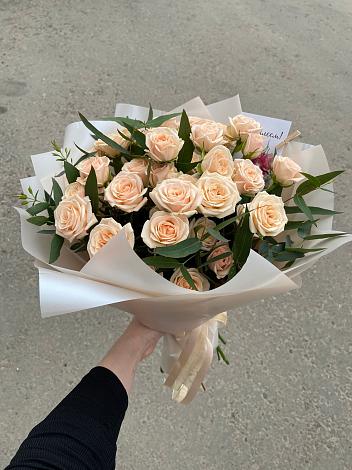 Букет Кремовые розы Латте в Ржаксе