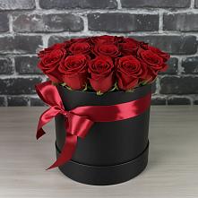 Цветочная композиция из Розы в шляпной коробке в Ржаксе