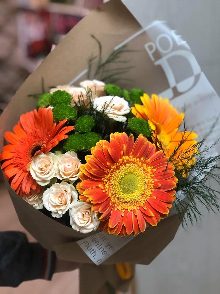 Букет цветов из: Герберы, Хризантемы и Розы в Ржаксе