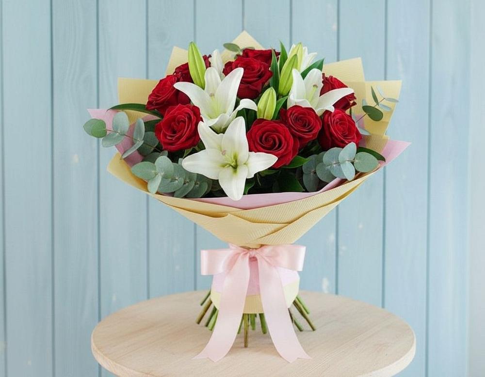 Букет цветов из: Лилии и Розы в Ржаксе