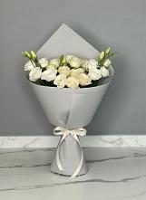 Букет цветов из:  Розы и Лизиантусы #REPLACE_PRED# Ржаксе